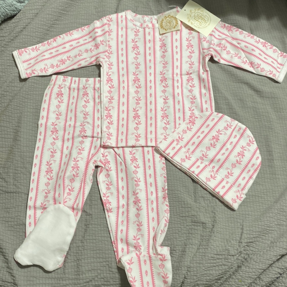 TBBC BEAUFORT BONNET Harts Hold Me French country Coterie newborn 3-6 mos footed